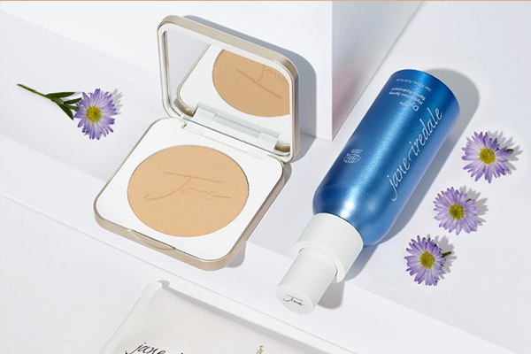 https://proteaantiaging.com.ua/wp-content/uploads/2024/09/Jane-Iredale.jpg